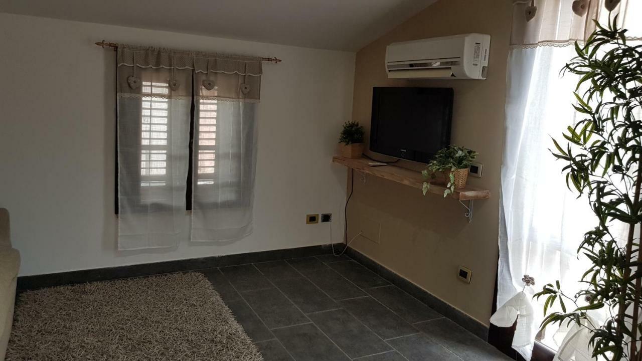 Case Barolo Syracuse Esterno foto