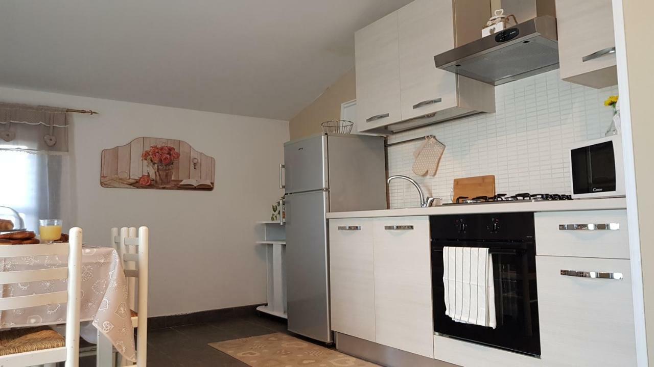 Case Barolo Syracuse Esterno foto